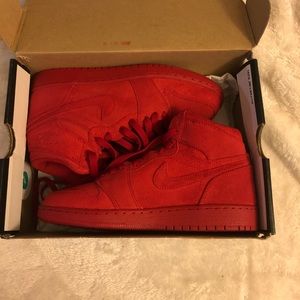 Jordan Retro 1 Suede